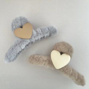 Fluffy Heart Hair Claw Clip